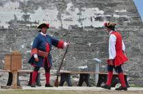 Vestido a carater no forte de San Marcos, em St Augustine, na Flórida - EUA